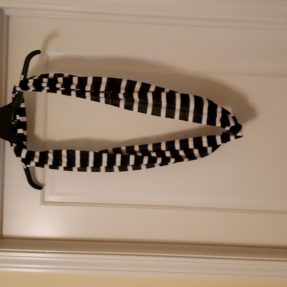 Justice infinity scarf